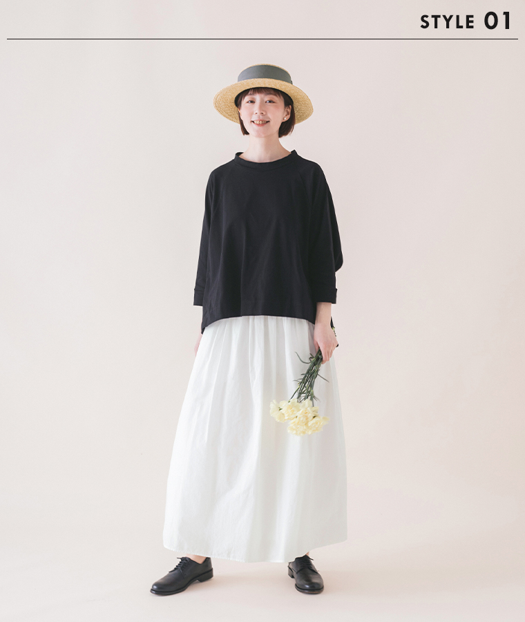 &yarn　ラグランワイドTシャツ(ブラック)　の着こなし