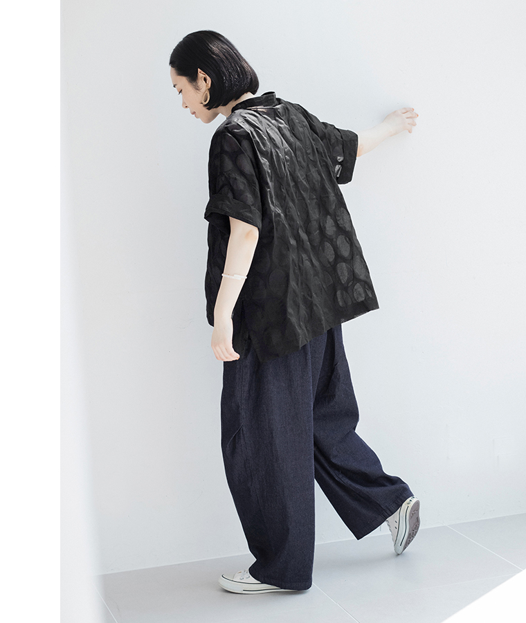 	D*g*y（ディージーワイ）の【別注】ドットシアーシャツ(ブラック)のカジュアルコーディネート