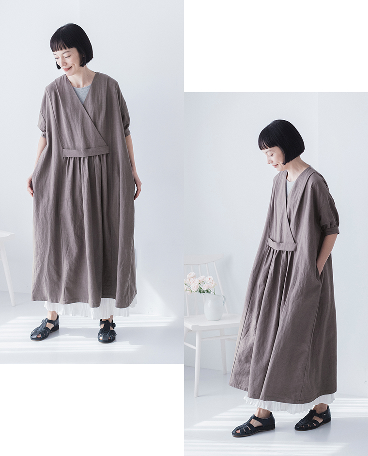 	【&yarn】5分袖カシュクール風ワンピース＜チャコール＞／正面・横向き全身カット