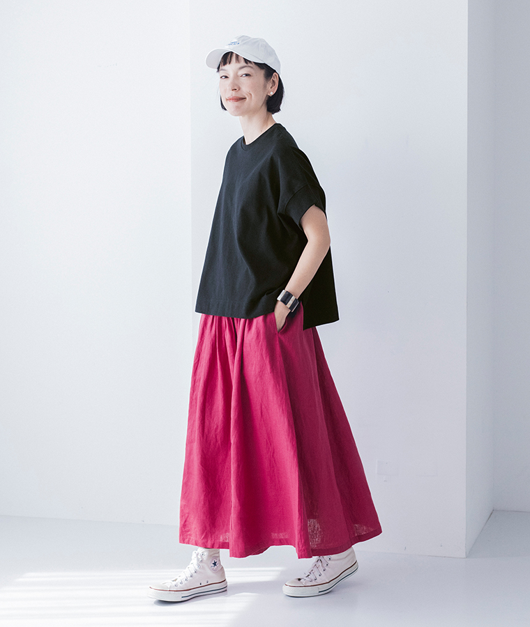 Lintu Laulu ワイドシルエットTシャツ(E・ブラック)の裾の前後差
