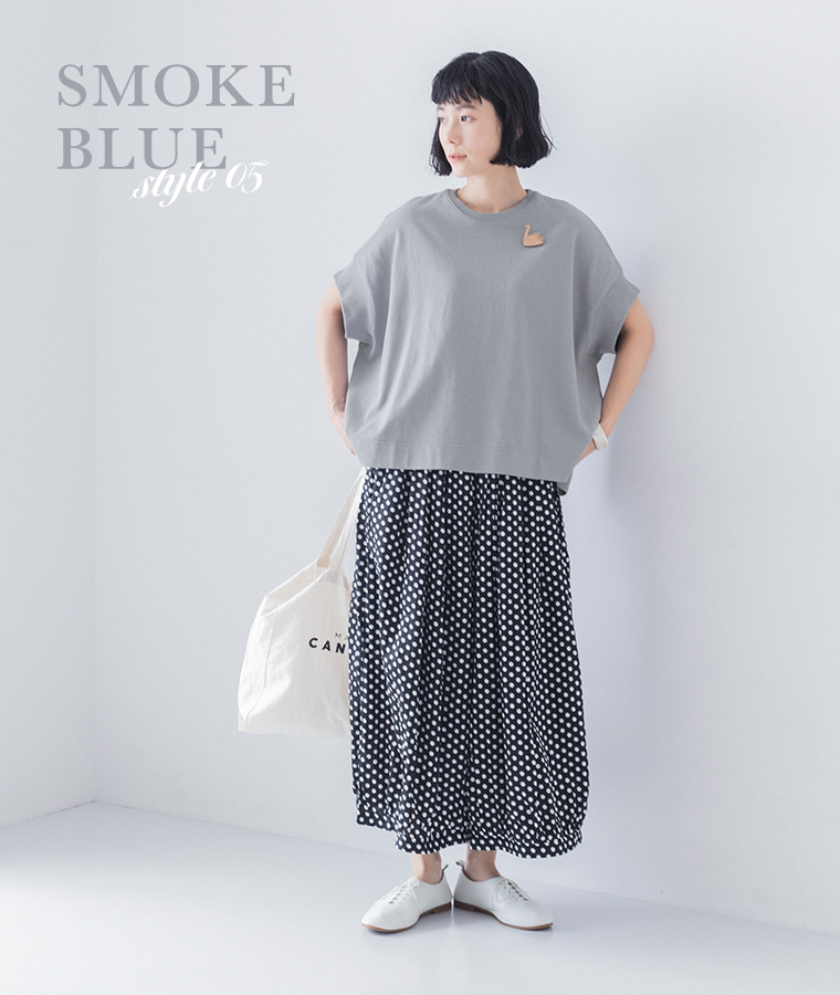 Lintu Laulu ワイドシルエットTシャツ(A・スモークブルー)のコーディーネート
