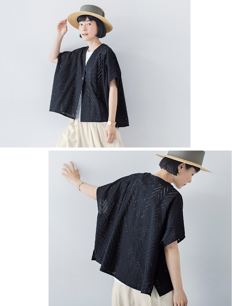 別注 GA-ON コットン カットワーク刺繍羽織り　上半身横と後ろ　ワイドな身幅