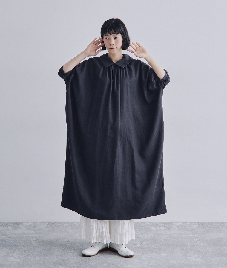 &yarn(アンドヤーン)　レーヨンリネン2wayワンピース アイスグレー ネイビー 全身