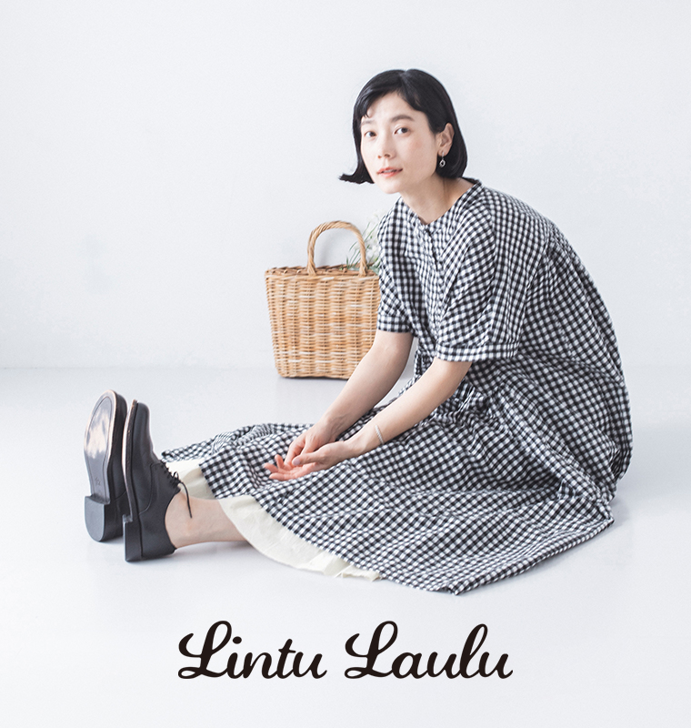 Lintu Laulu バンドカラーギャザーワンピース