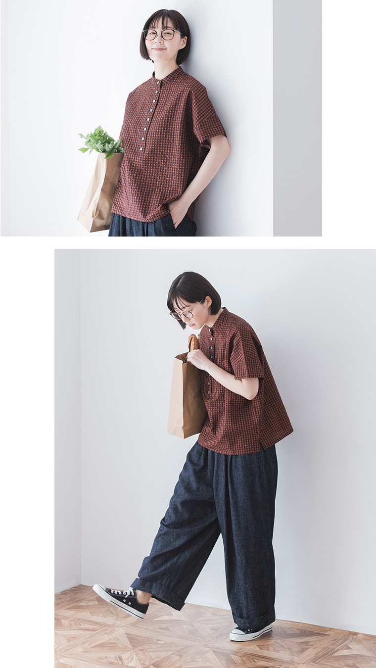 &yarn ブラウス(レッド×ネイビー) 上半身アップと全身