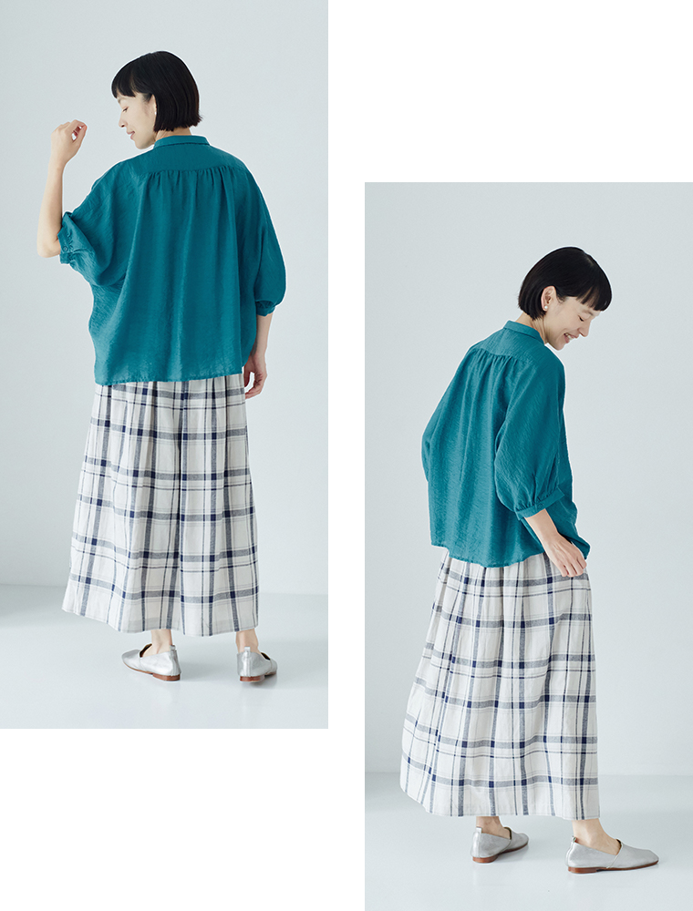 【&yarn】ドルマンギャザーブラウス ターコイズ 全身コーディネート