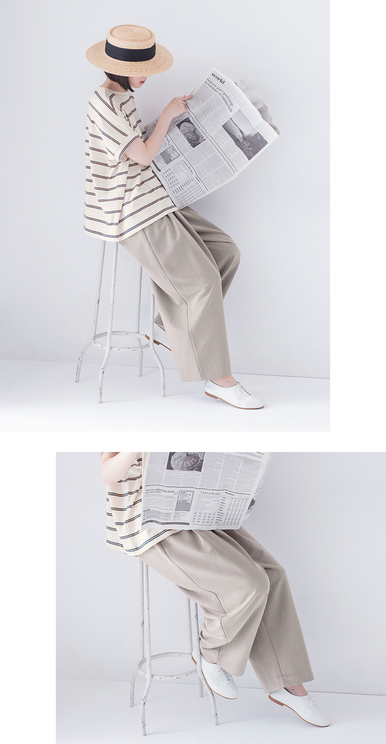 &yarn 【わたしの大人服。】 ワイドパンツ(グレージュ)座ったカット