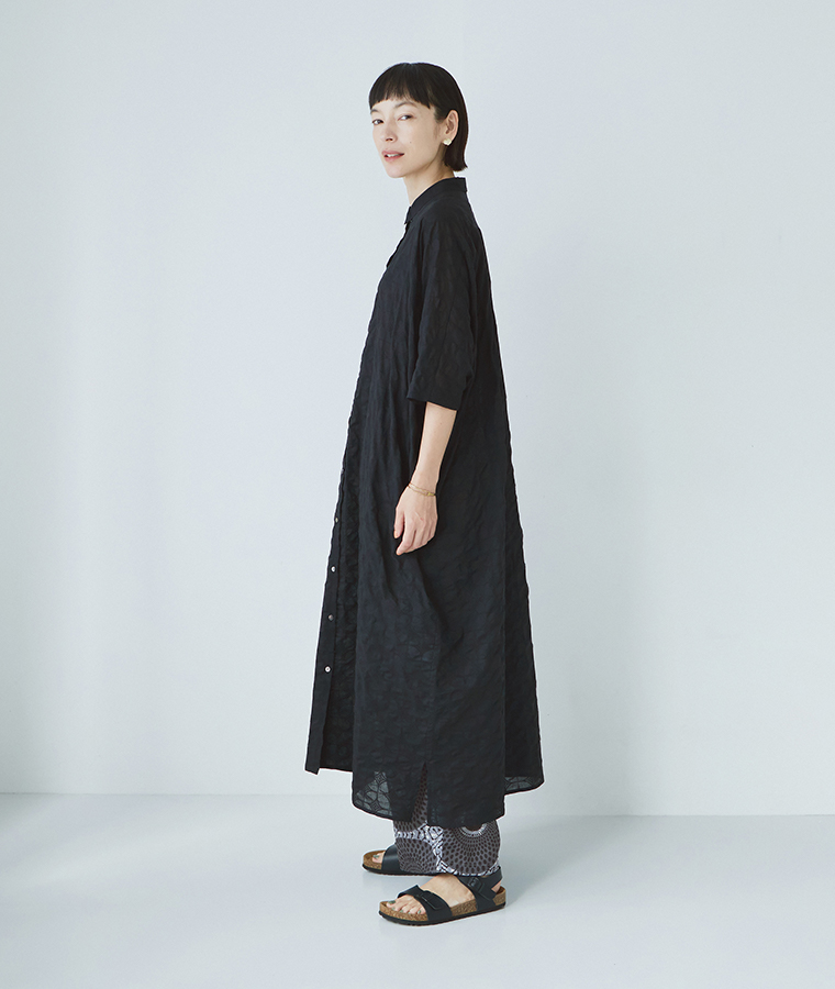 olet ihana シア幾何柄ワンピースのブラック全身横