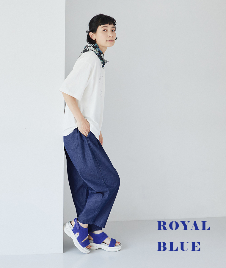 Noubel Voug Relax 厚底スポーツサンダル ロイヤルブルーのコーディネート
