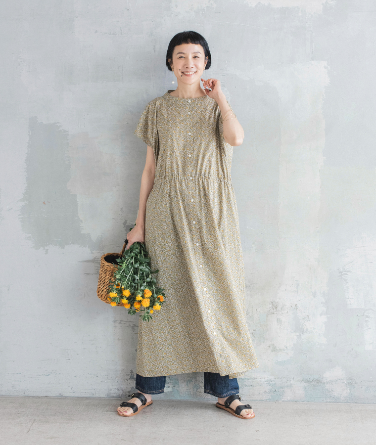 【 &yarn 】 小花柄ボトルネックワンピース イエローのコーディネート