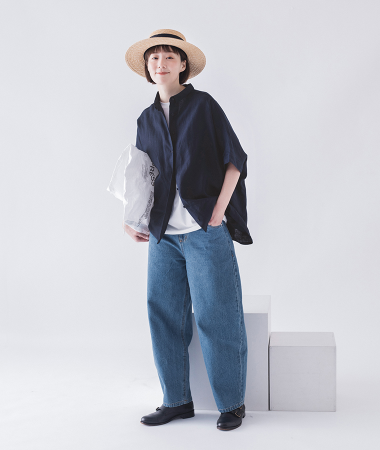 【 Lintu Laulu 】 小さな襟のリネンブラウス ネイビー