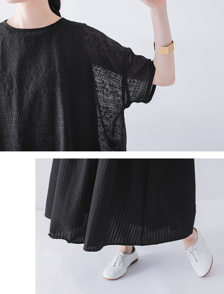 Lintu Laulu  刺繍プルオーバーとノースリーブワンピース2点セット　ブラック　プルオーバーとワンピースの生地アップ