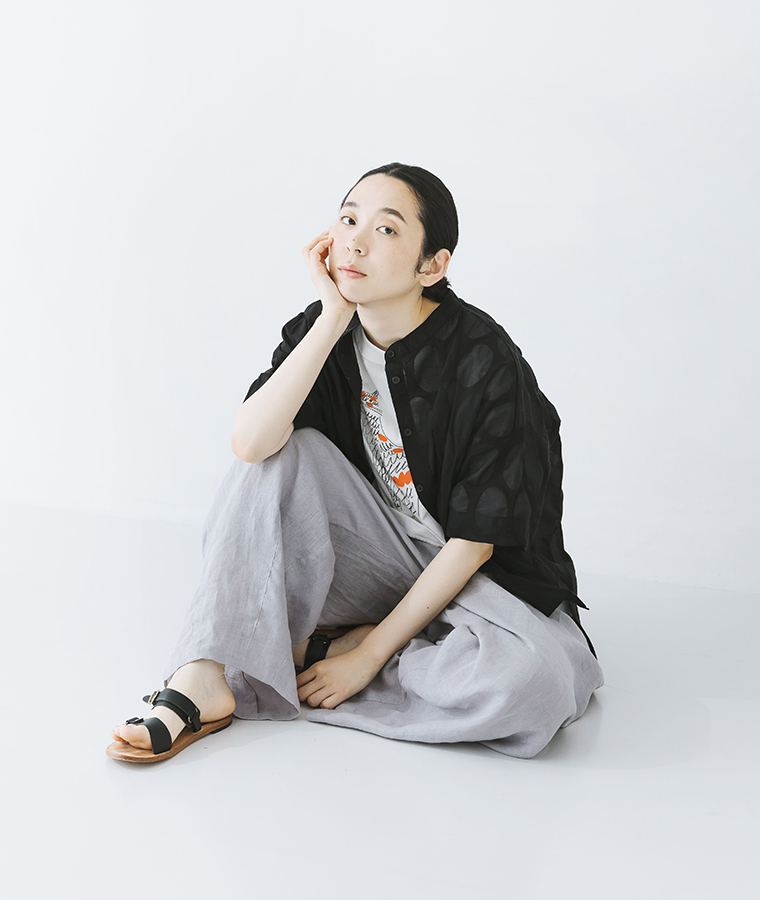 LUPILIEN by natulan【別注】リネンタックパンツライトグレーの素材