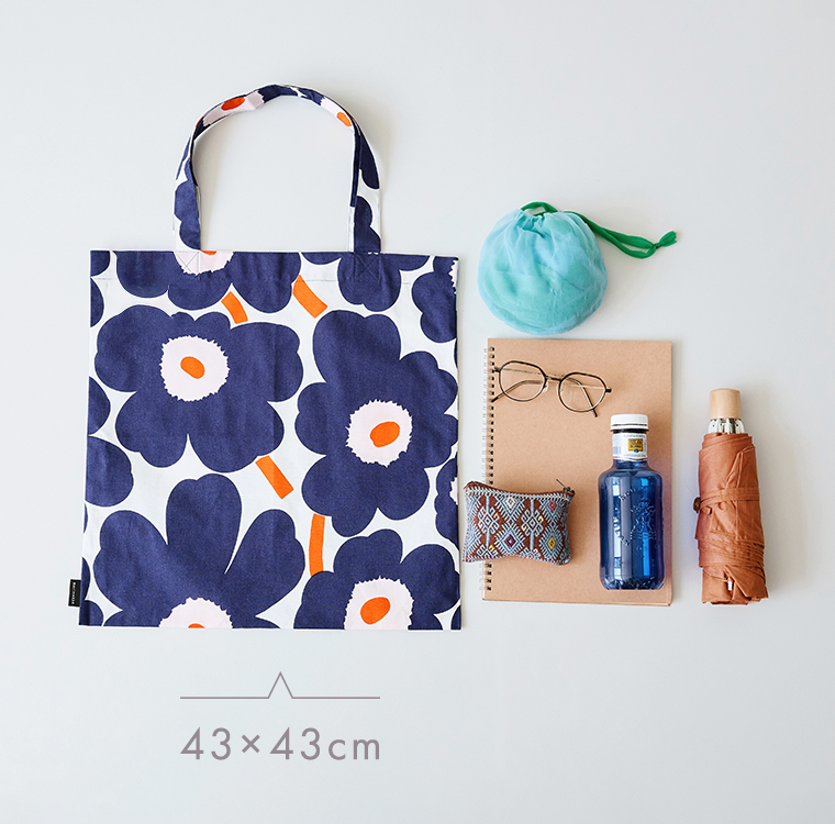 marimekko【アジア限定】Pieni Unikko bagのサイズ感