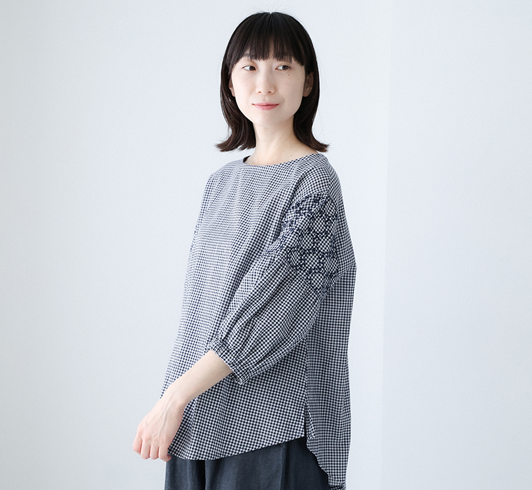 【 cloudnine 】先染め60コットンサークルドット7分袖チュニックブラウス トップス寄り