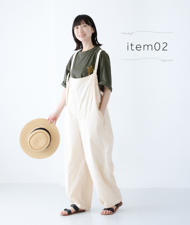 【 COLORK 】ワンポイント刺繍とプチドルマン踊るwomanティシャツ