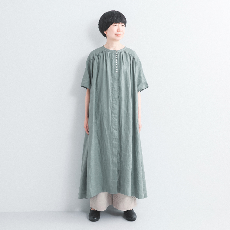 TUTIE.  コットンブロードペチパンツの着こなし