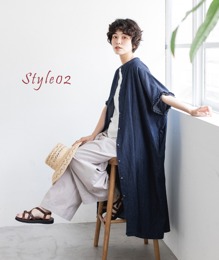 &yarn 袖口フリルデニムワンピース羽織り使いのコーディネート