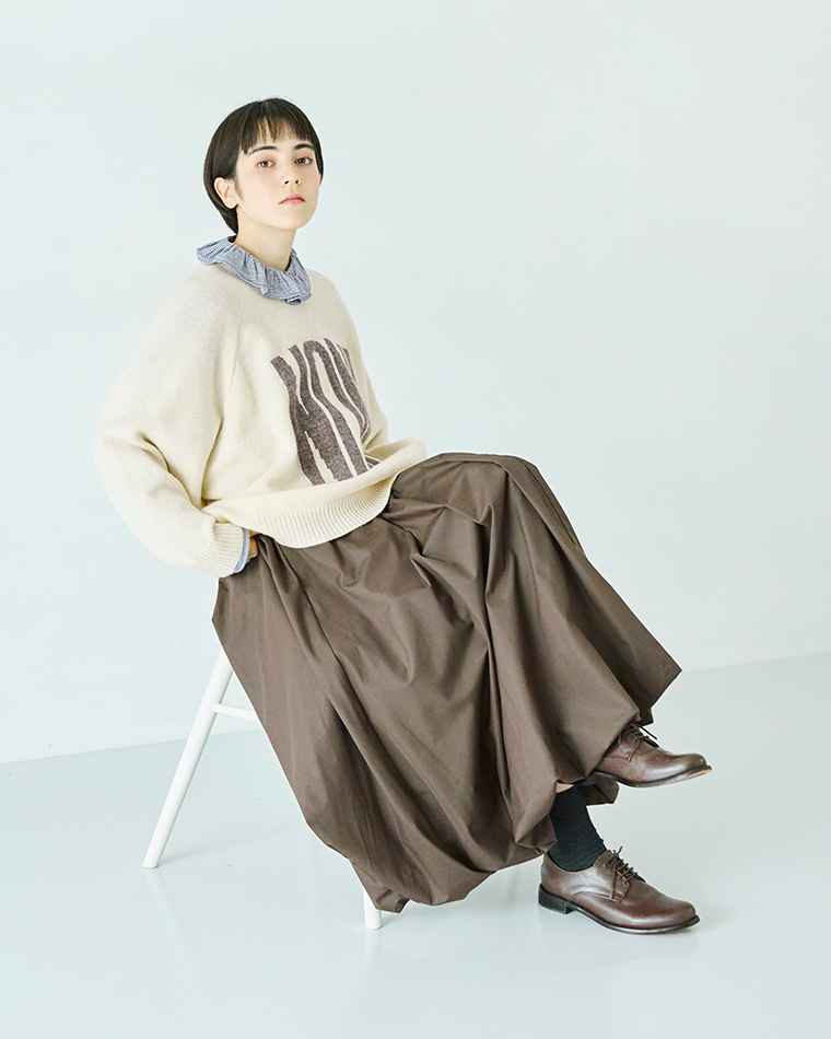 ichi シェットランドウールワイドプルオーバー2アイボリー×モカのロゴ