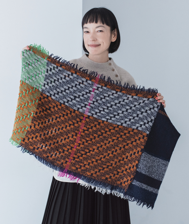 numeツイードスヌードの柄