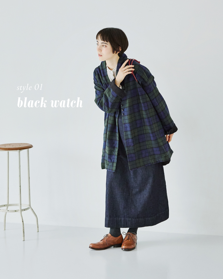 SUN VALLEYコットン平織×綾織二十織 ガウンコートブラックウォッチのコーディネート
