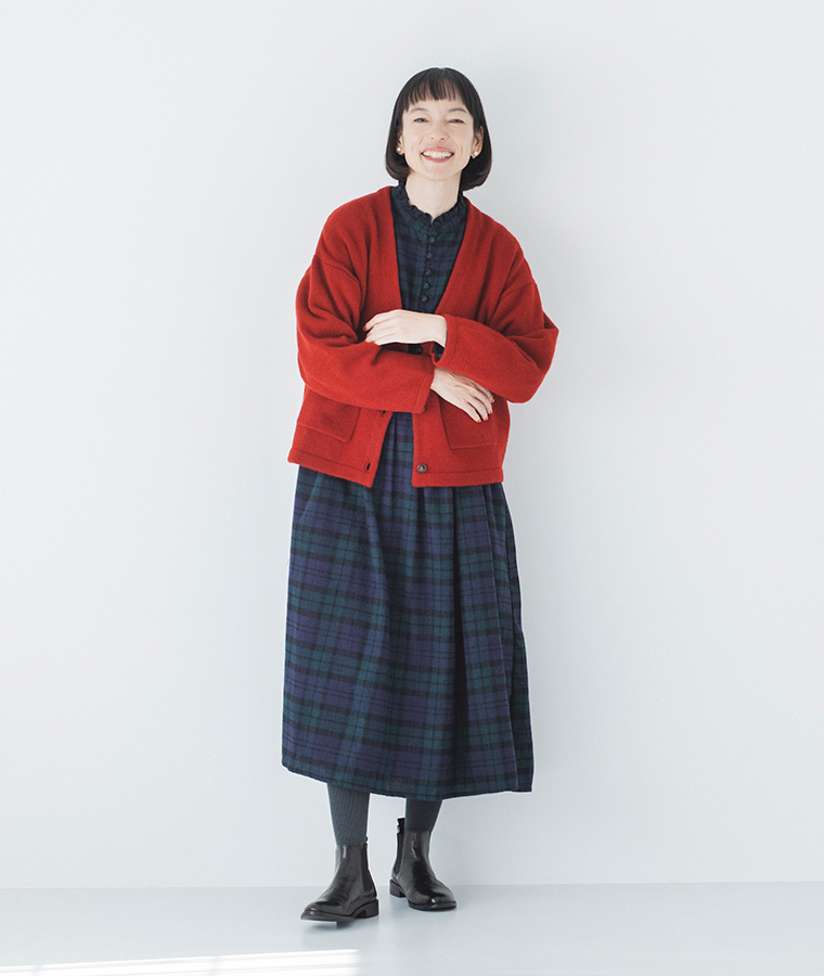 Lintu Laulu  襟フリルくるみボタンワンピース カーディガン合わせ全身