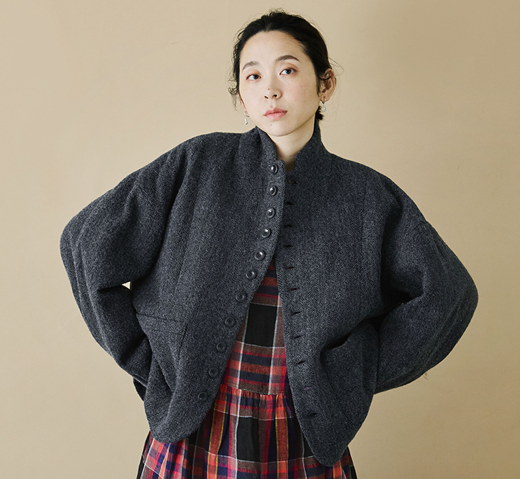 ICHI Antiquités ウールヘリンボーンジャケット ブラック チェック合わせ 上半身寄り