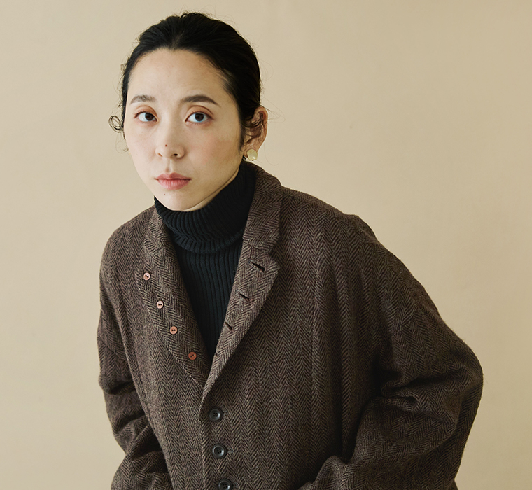 ICHI Antiquités ウールヘリンボーンジャケット ブラウン 首元寄り