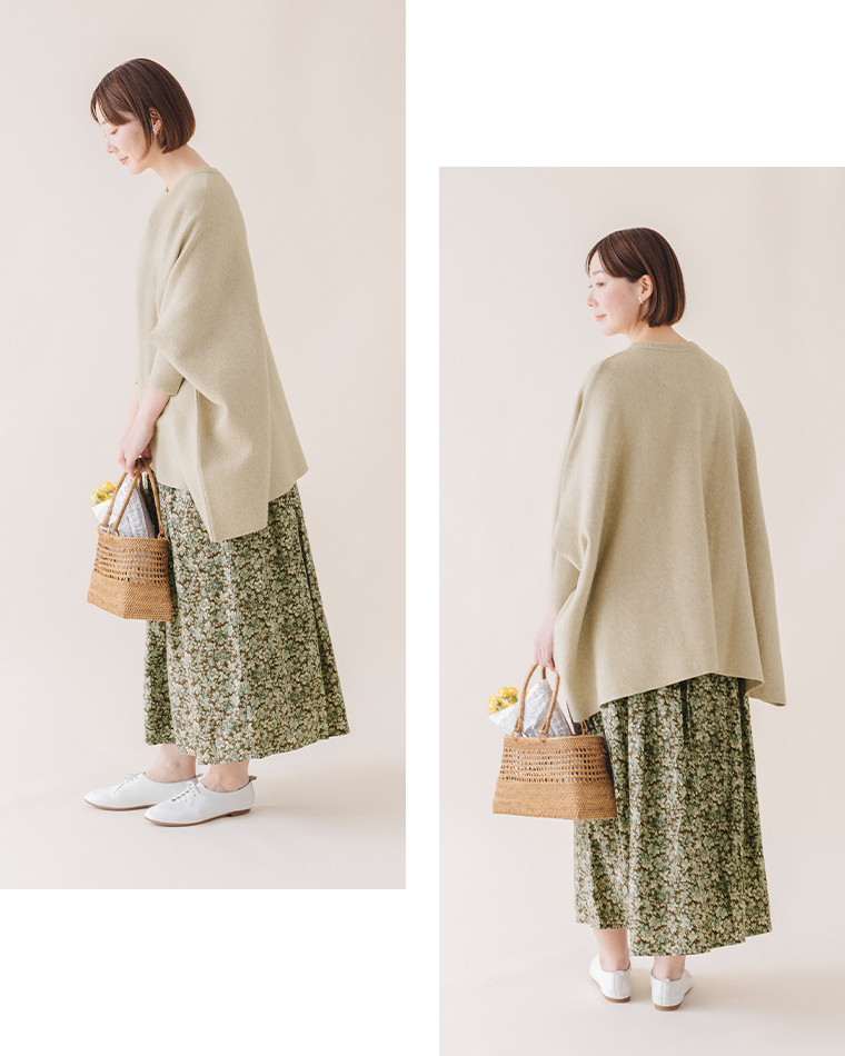 &yarn ニットワイドプルオーバー(ベージュ)の全身横と後ろ