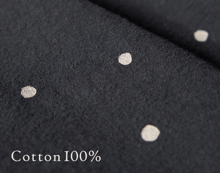 【 D*g*y 】コットン起毛くずれドットワンピース 生地寄り