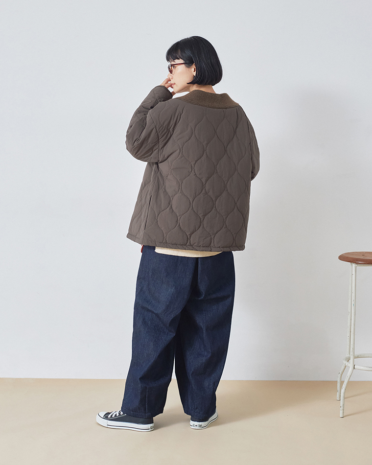 &yarn キルティング×ニット ノーカラージャケットブラウンのひょうたん柄