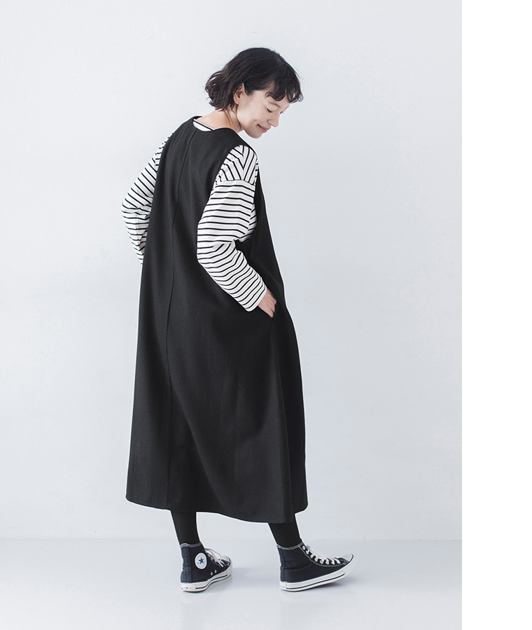 HEAVENLY  ウールミックスジャンパースカート ブラック カジュアル 後ろ