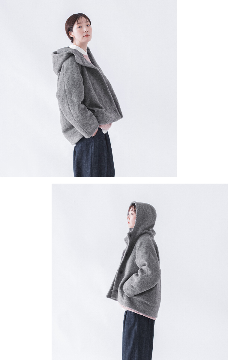 &yarn ブークレ フードショートコート　チャコール　横のシルエット