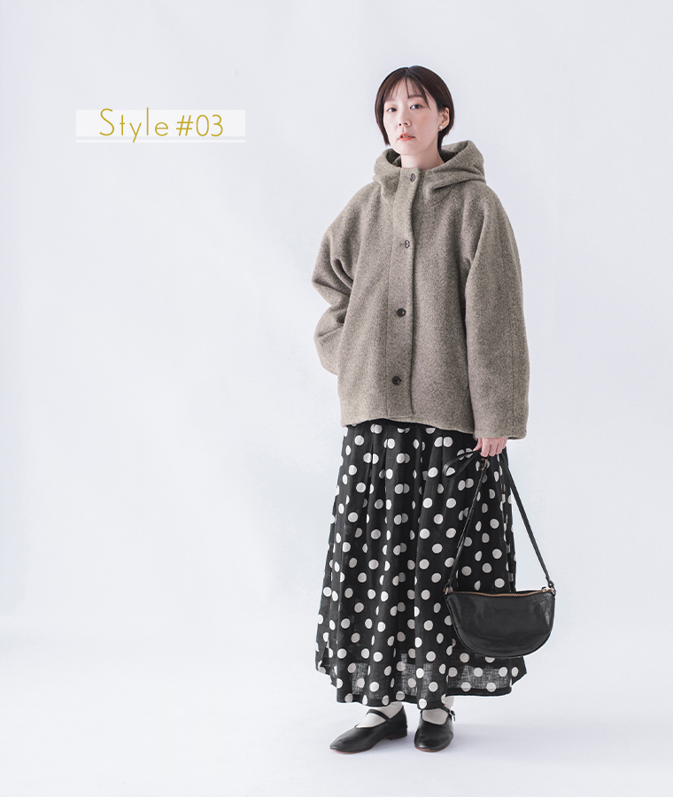 &yarn ブークレ フードショートコート　モカの着こなし