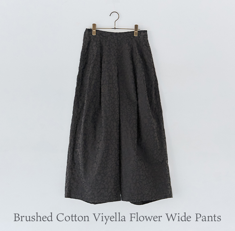 ichi ビエラ起毛フラワーセミワイドパンツの掛け写真