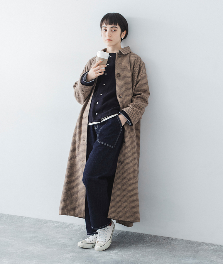 vent blanc　デニムベイカーパンツ アウター合わせ