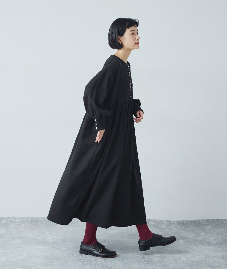 横向き全身カット（歩き姿）