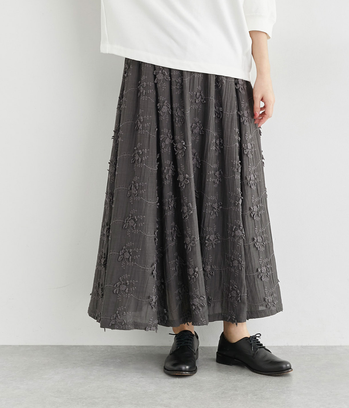 インド刺繍スカート(チャコールグレー-ONESIZE)