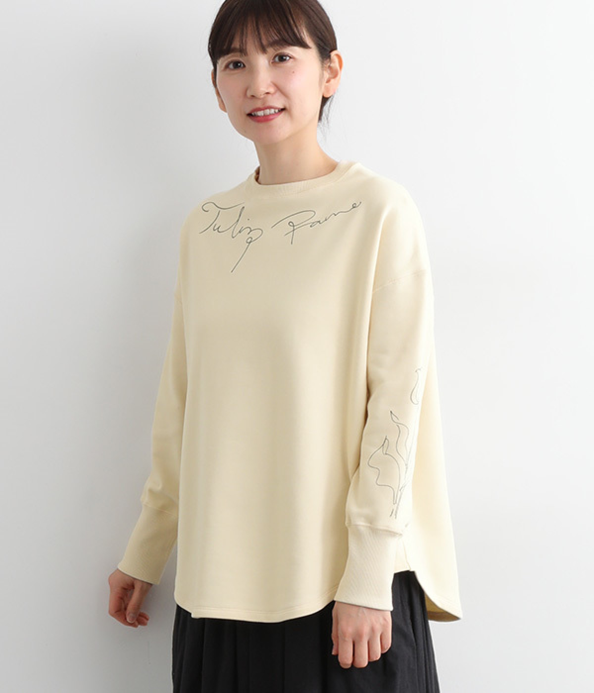 hesoさんコラボ　ドローイング裏毛プルオーバー(キナリ×チューリップ-ONESIZE)