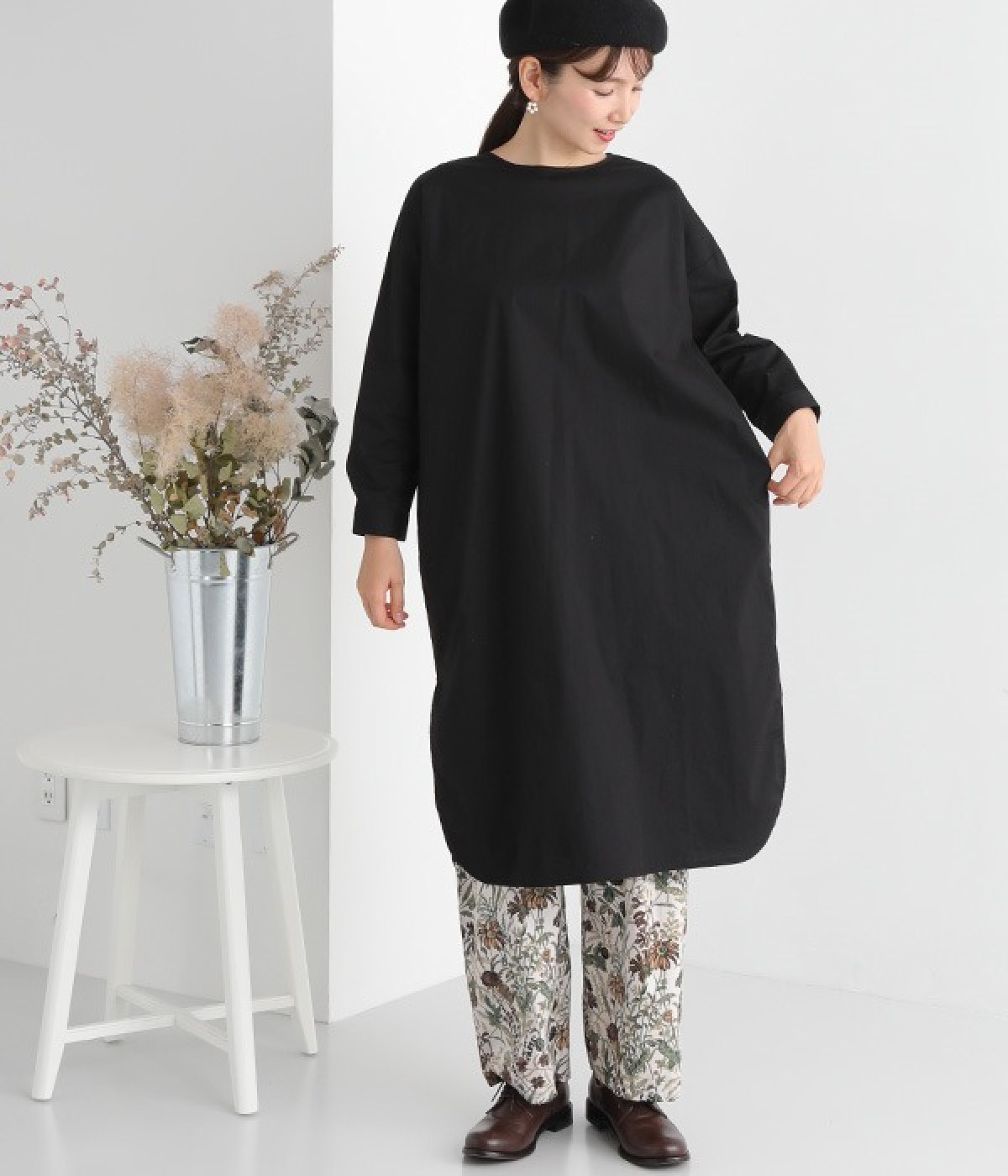 ストレッチブロード　ロングブラウス(ブラック-ONESIZE)