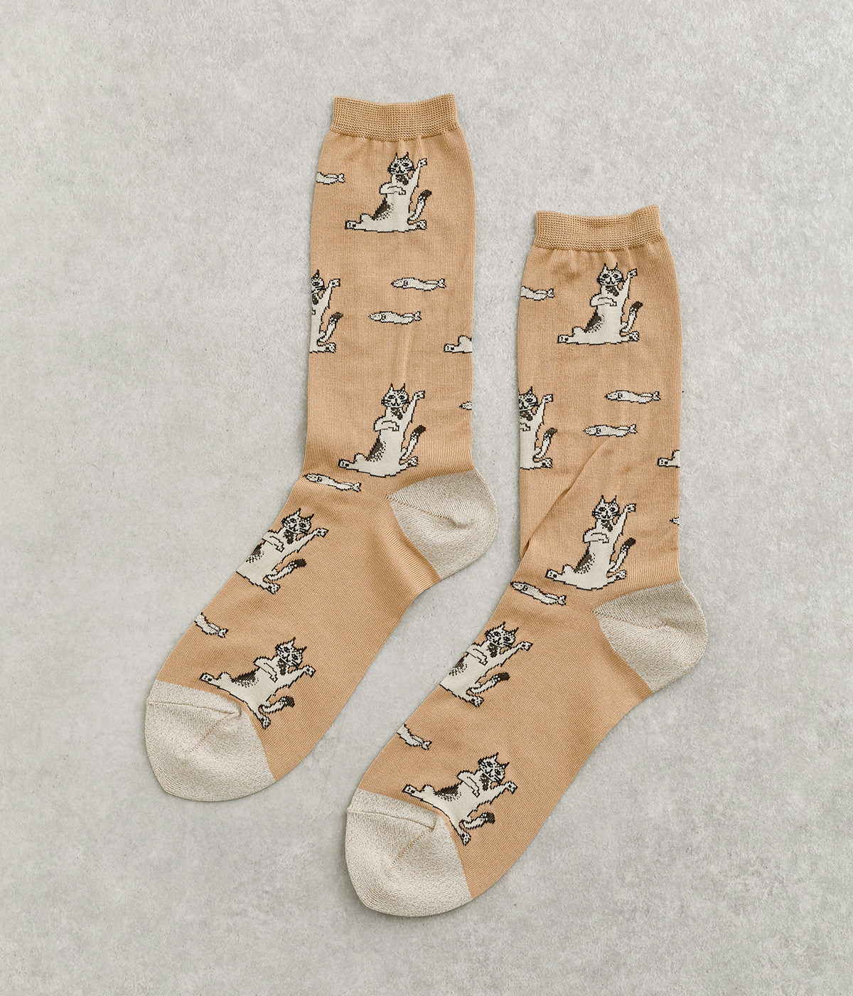 TORANEKOBONBON　ししゃもとねこソックス(ベージュ-ONESIZE)
