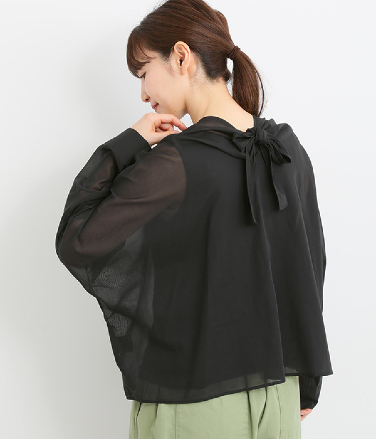 コットンボイル　ボトルシルエットバックリボンシアーブラウス(ブラック-ONESIZE)