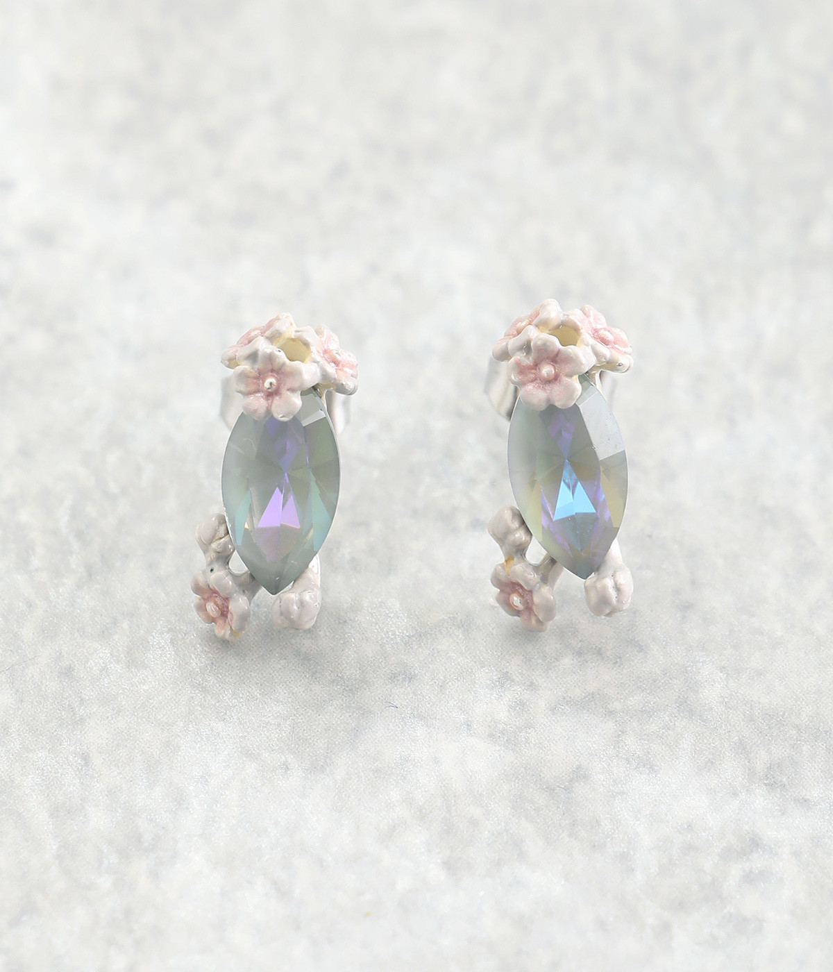 桜の雨 ピアス(カラー1-ONESIZE)