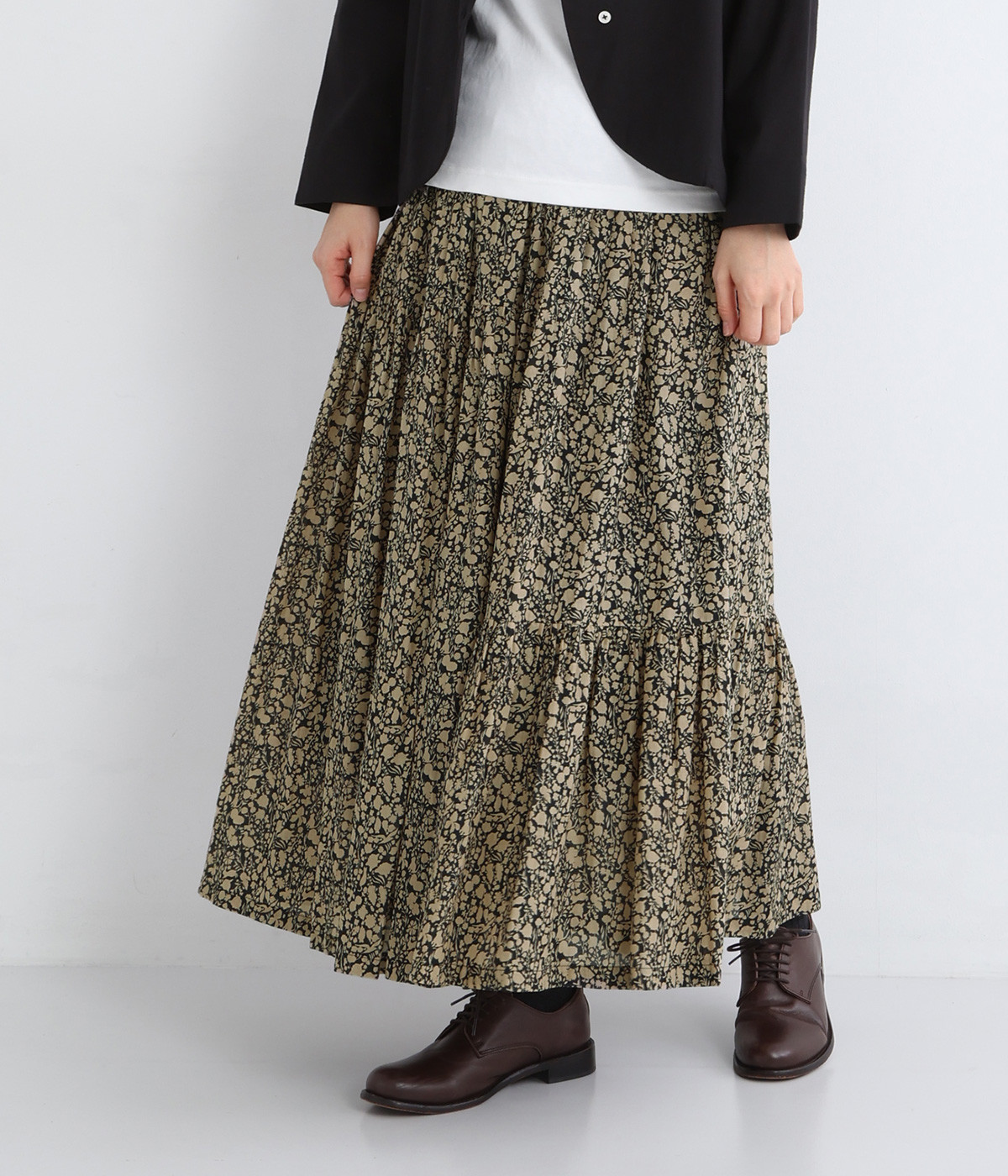シルクタッチシルエットミニフラワープリントギャザー切替えスカート(ブラック-ONESIZE)