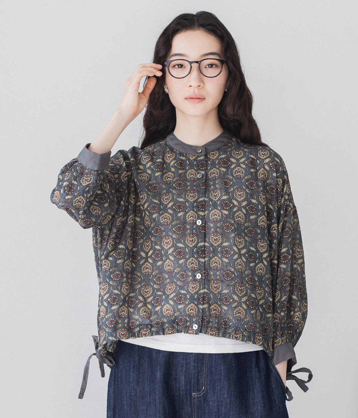 シルクタッチボイルタイルプリント　裾ドロストシャツ(ネイビー-ONESIZE)