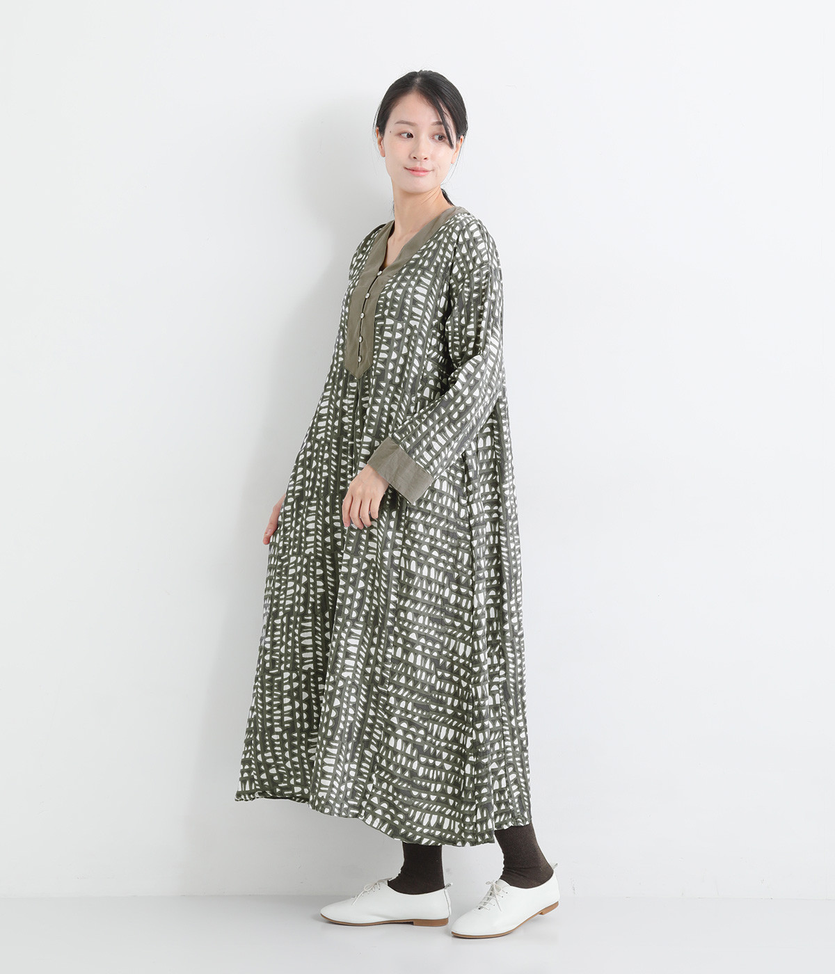 コットンリップルプリントサックワンピース(オフホワイト-ONESIZE)