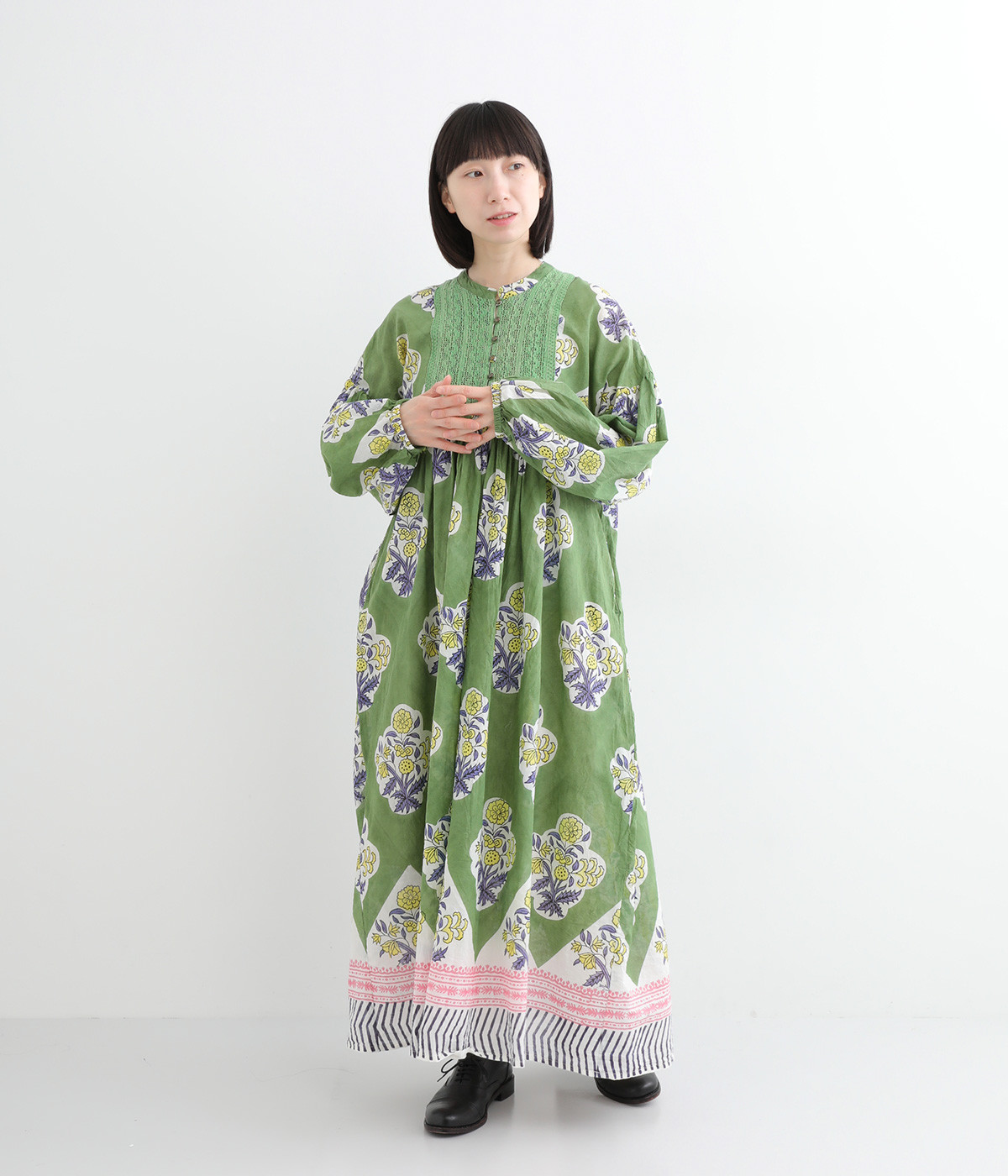 LightVoileハンドブロックプリントワイドドルマンワンピース(グリーン-ONESIZE)