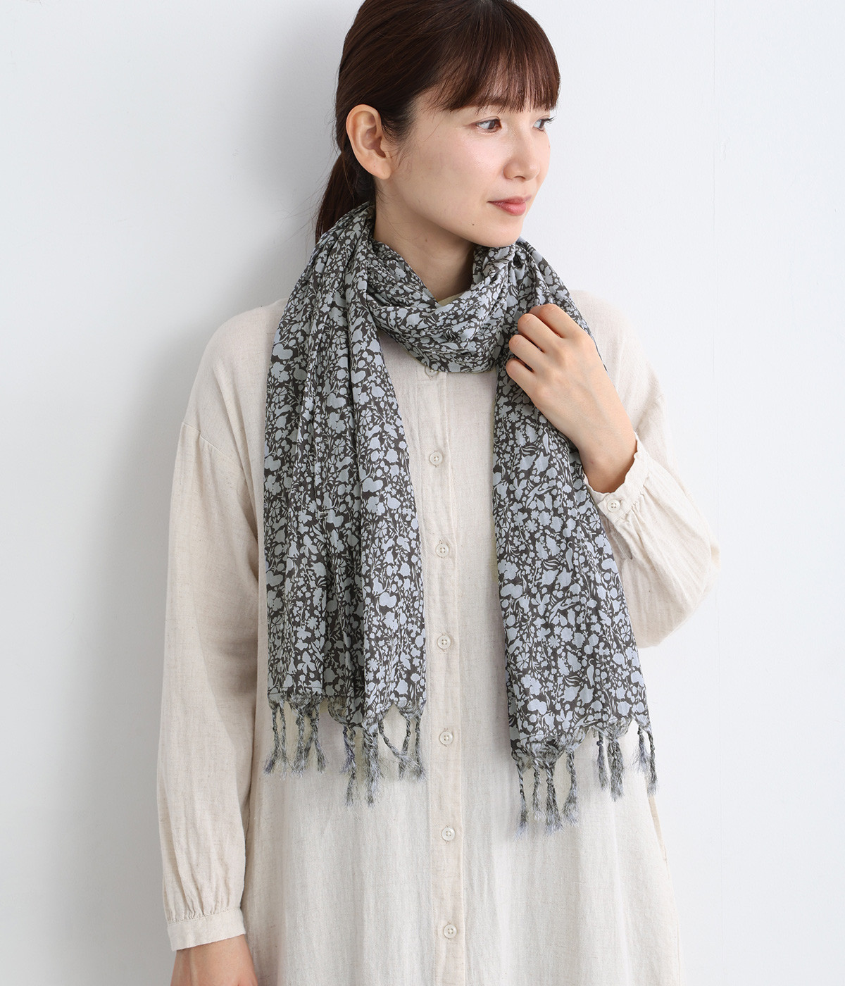 シルクタッチシルエットミニフラワープリントストール(サックス-ONESIZE)