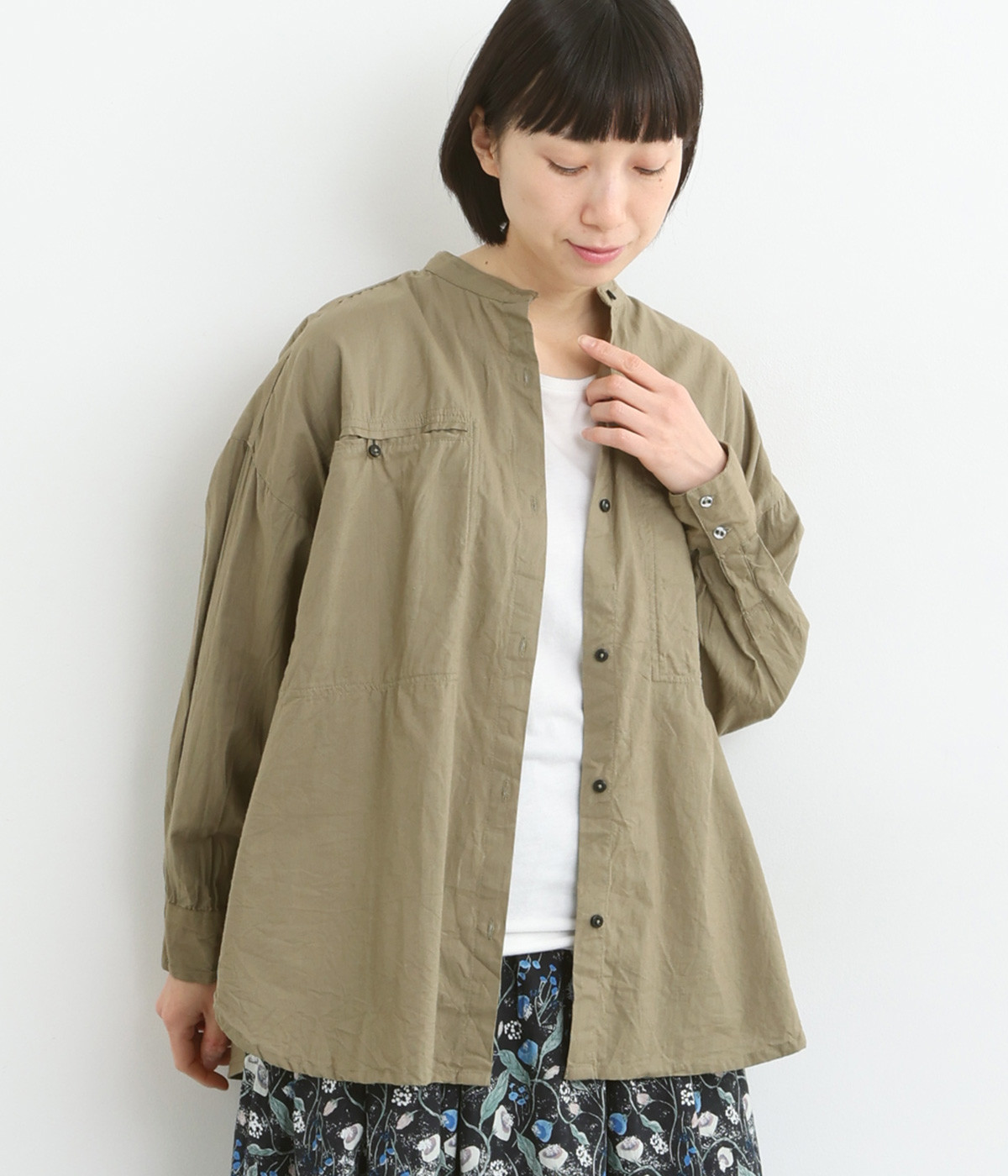 コットン胸ポケットワイドシャツジャケット(カーキ-ONESIZE)