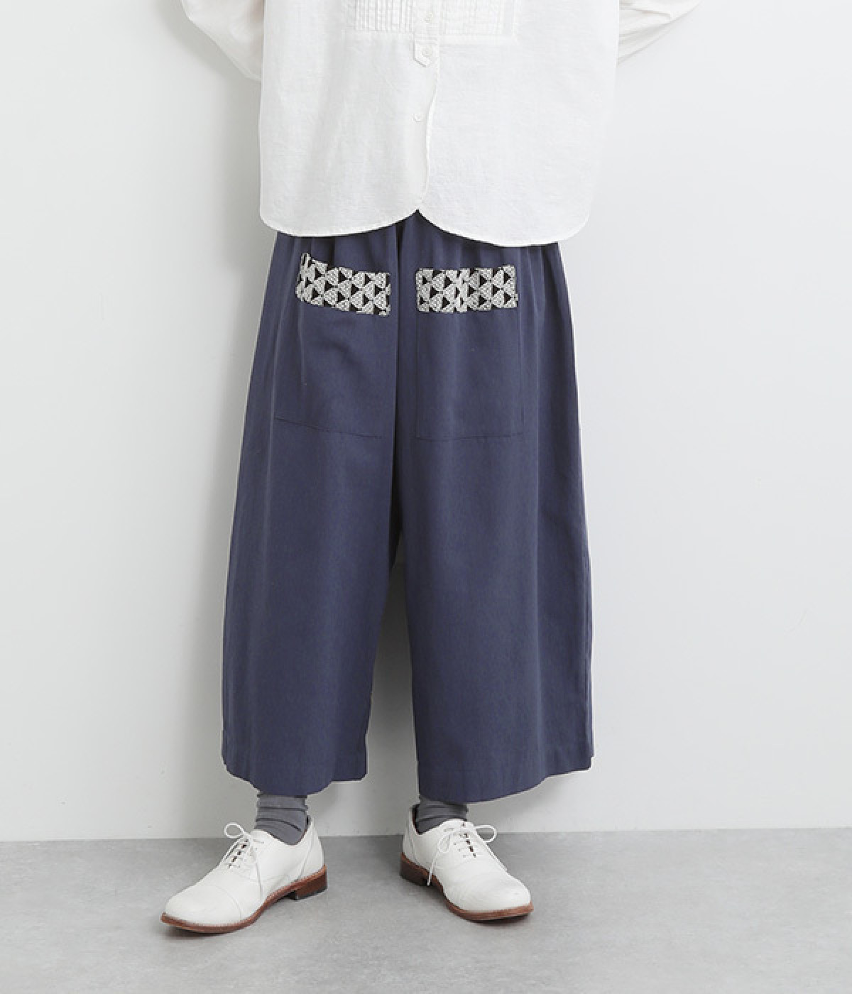 刺繍切替ポケット付き ワイドパンツ(ネイビー×レース-ONESIZE)